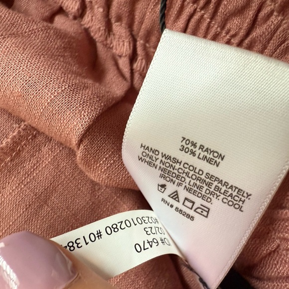Express shorts high waisted linen shorts pink pull on size L NWT - Picture 6 of 6